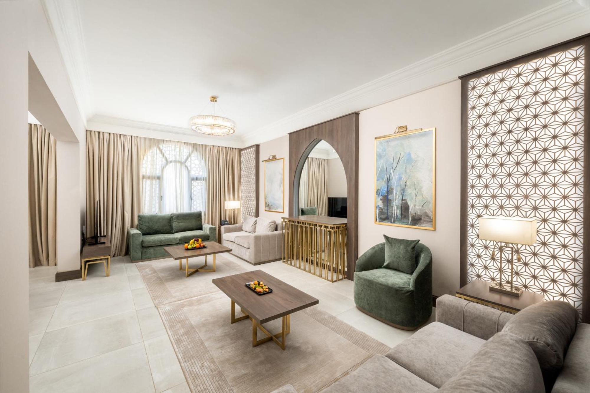 Dar Aleiman Al Haram Otel Medine Dış mekan fotoğraf A suite at the hotel