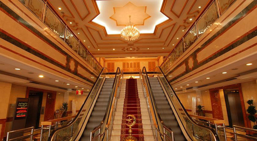 Dar Aleiman Al Haram Otel Medine Dış mekan fotoğraf The interior of the hotel