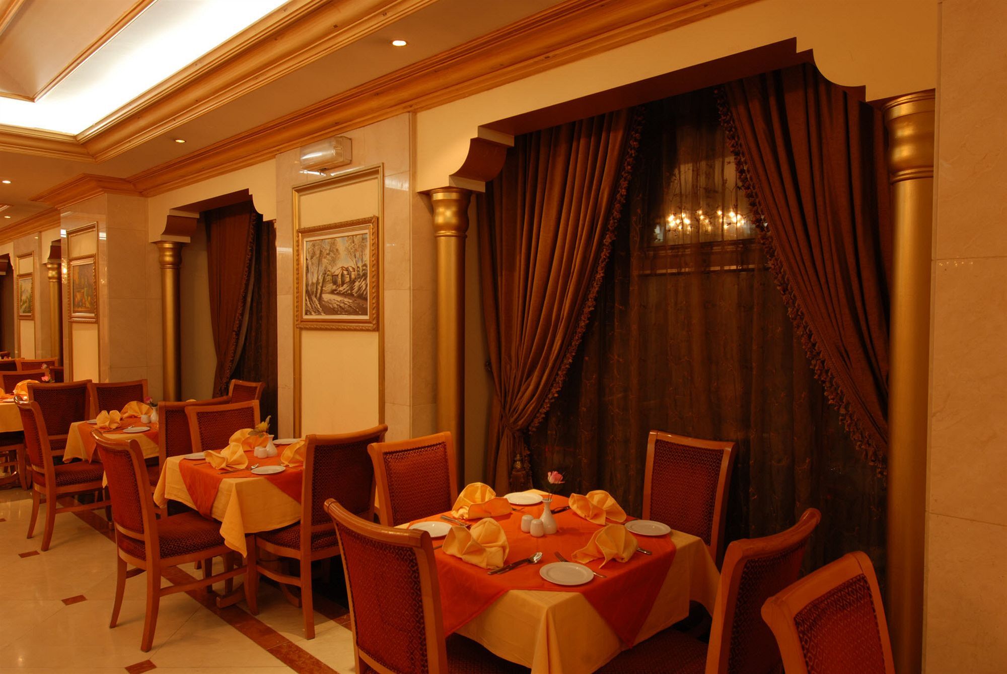Dar Aleiman Al Haram Otel Medine Dış mekan fotoğraf The restaurant